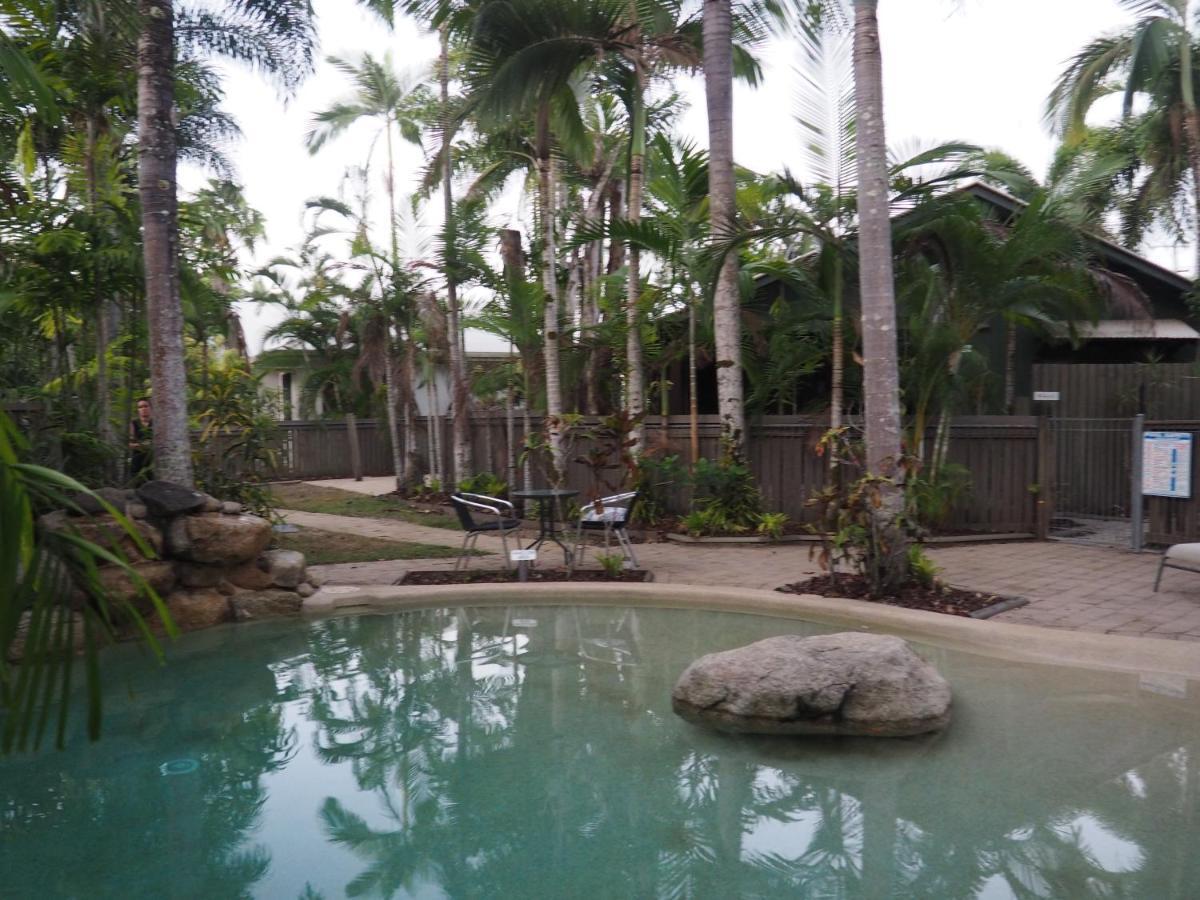 Cassawong Cottages Mission Beach Buitenkant foto
