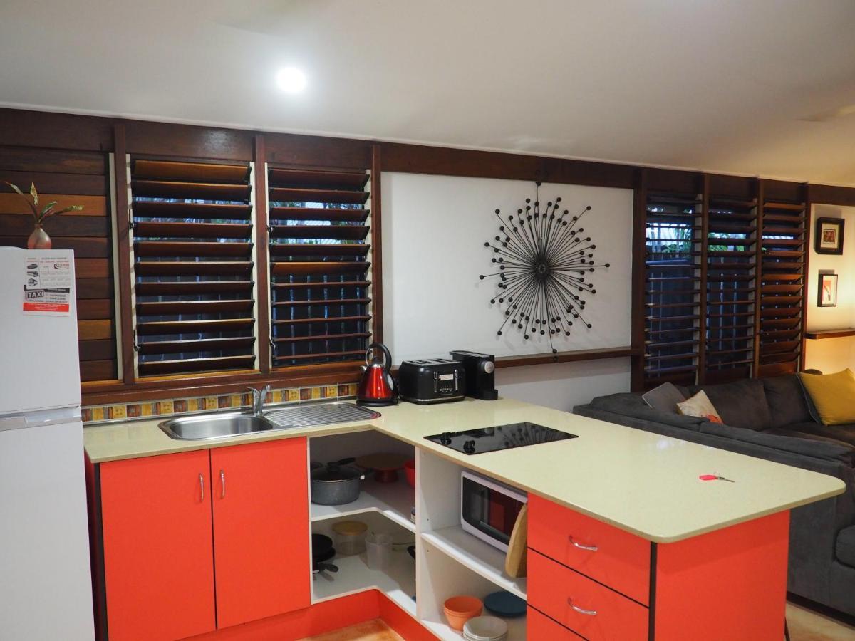 Cassawong Cottages Mission Beach Buitenkant foto